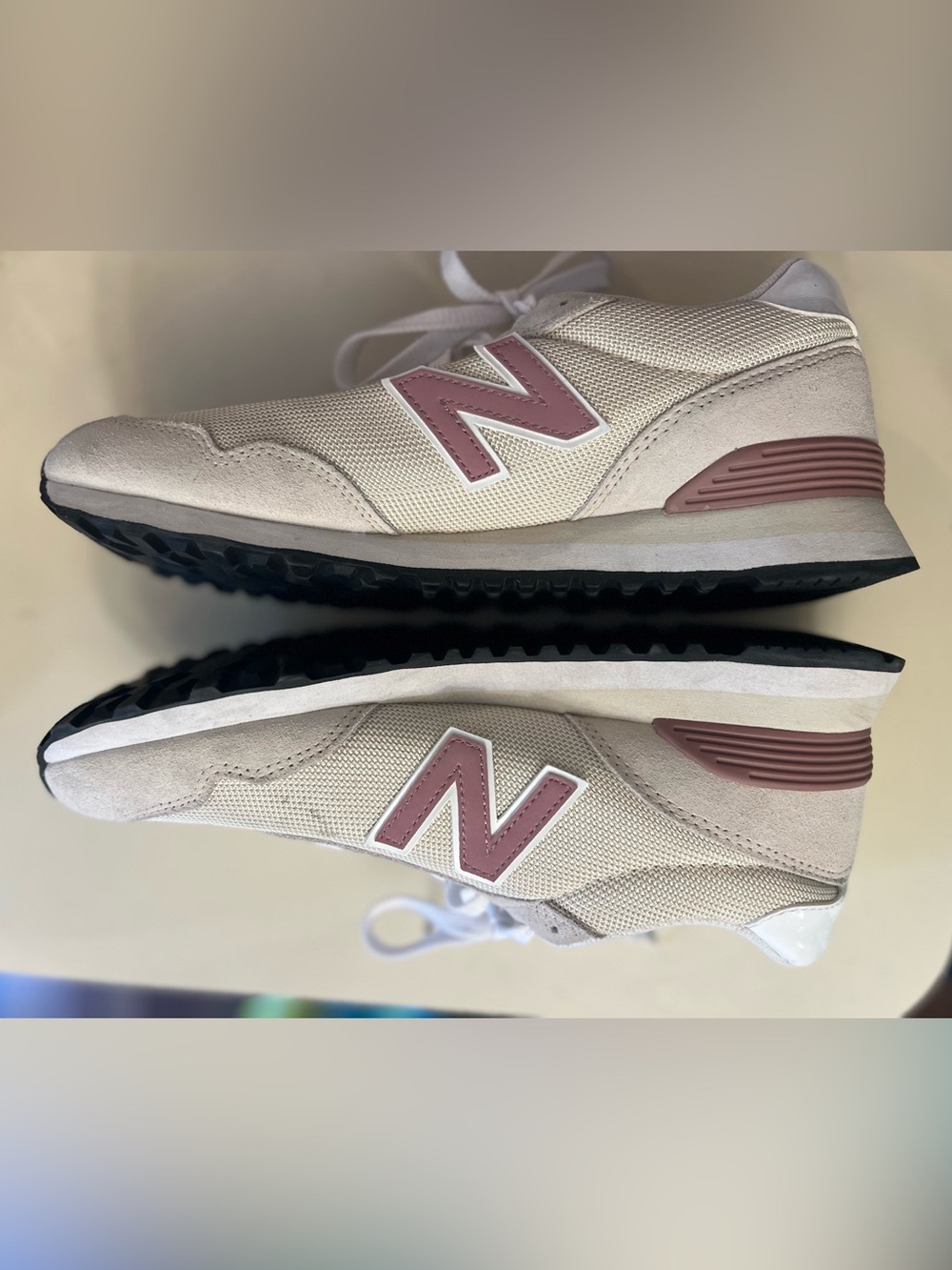 New Balance 515 linen Cream & rosewood colorway mauve “N” logo Sneaker Sz 10